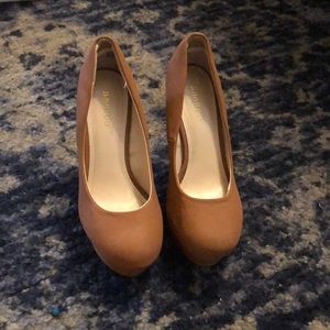 Tan wedges